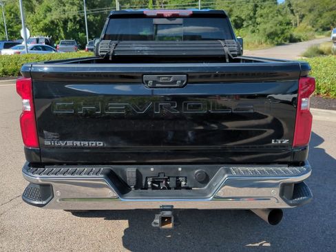 Used 2020 Chevrolet Silverado 2500 LTZ w/ LTZ Premium Package image 7