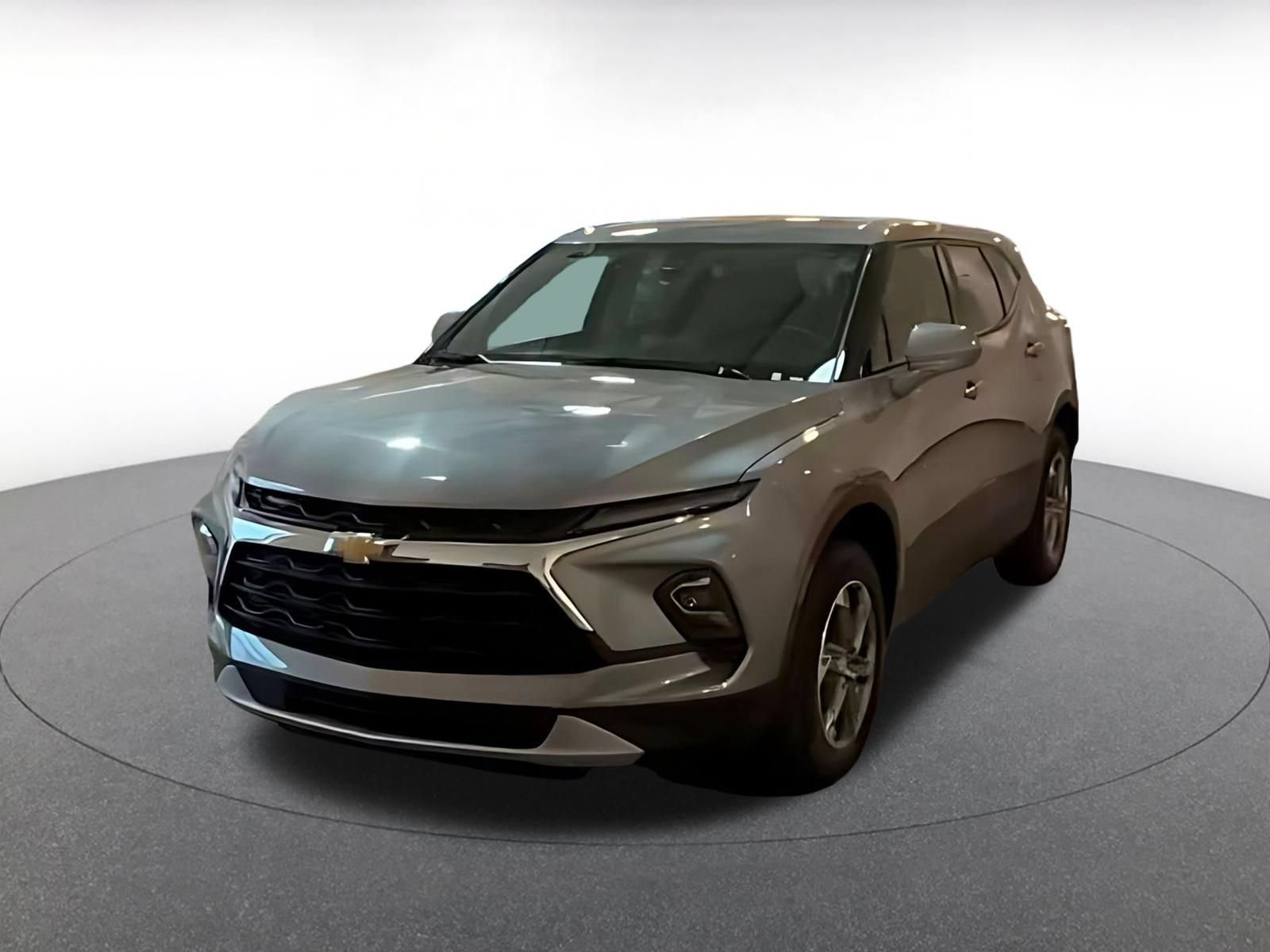Used 2026 Chevrolet Blazer LT FWD image 6