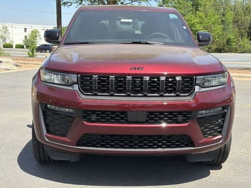 New 2026 Jeep Grand Cherokee Limited AWD/4WD image 16