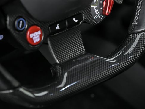 Used 2019 Ferrari 812 Superfast image 26