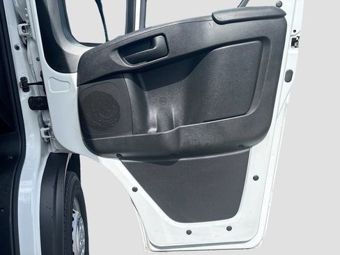 Used 2025 RAM ProMaster 2500 w/ Convenience Group FWD image 20