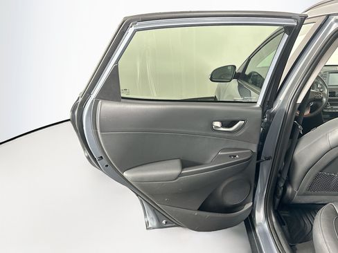 Used 2021 Hyundai Kona Limited FWD image 26