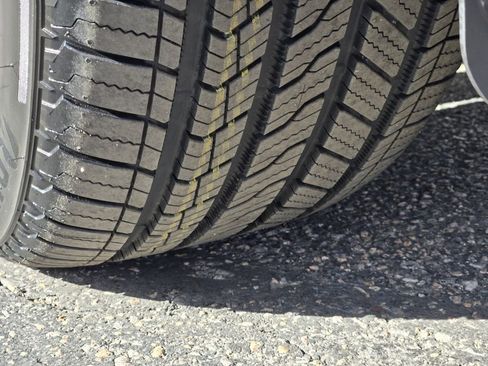 New 2026 BMW X5 xDrive40i w/ M Sport Package image 12