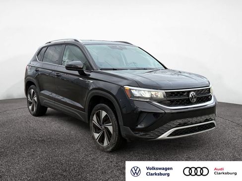 Used 2023 Volkswagen Taos SE image 7