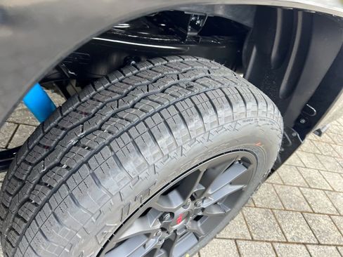New 2026 Toyota Tundra Limited AWD/4WD image 28