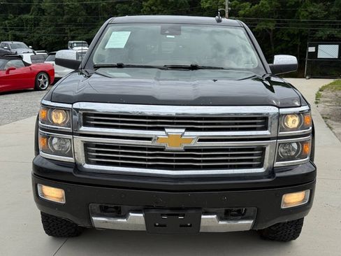 Used 2015 Chevrolet Silverado 1500 High Country w/ High Country Premium Package AWD/4WD image 2