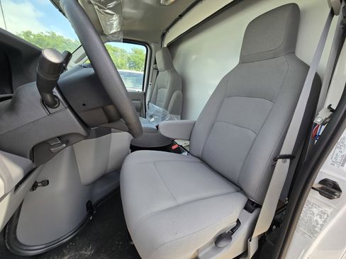 New 2025 Ford E-350 and Econoline 350 Super Duty w/ Power Equipment Group image 12