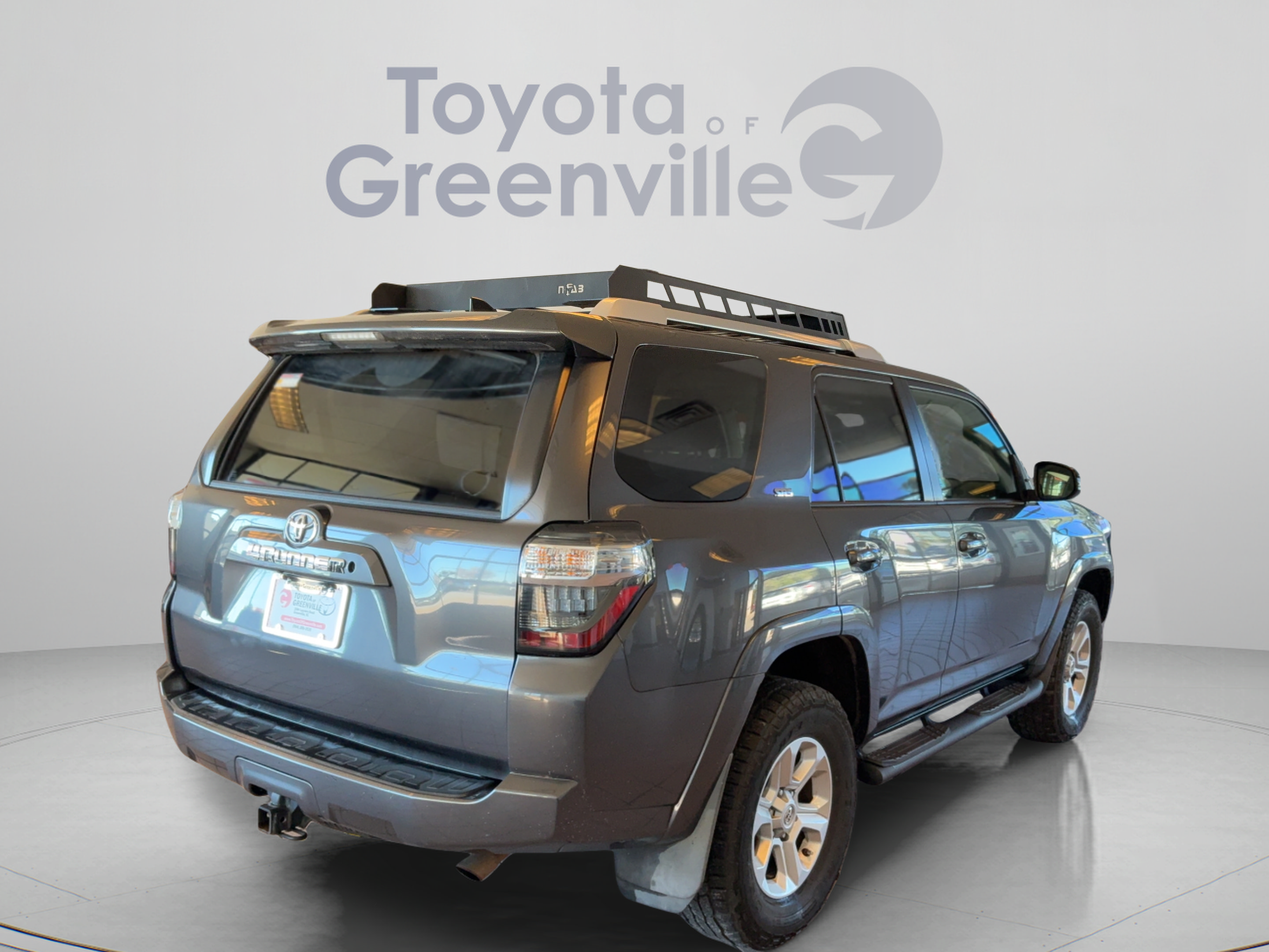 Used 2016 Toyota 4Runner SR5 Premium AWD/4WD image 6
