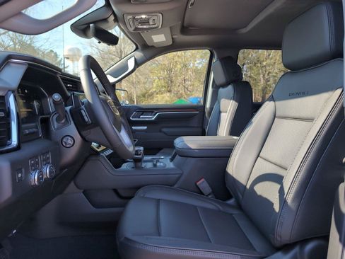 New 2026 GMC Sierra 1500 Denali w/ Denali Reserve Package AWD/4WD image 13