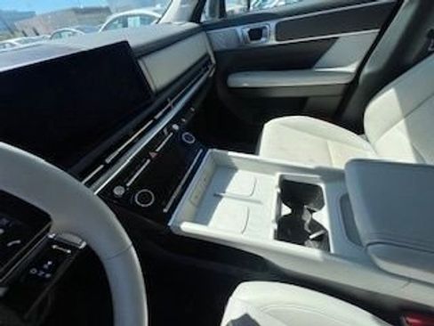Used 2025 Hyundai Santa Fe SEL image 15