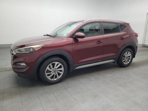 Used 2017 Hyundai Tucson SE w/ SE Popular Package 02 FWD image 2