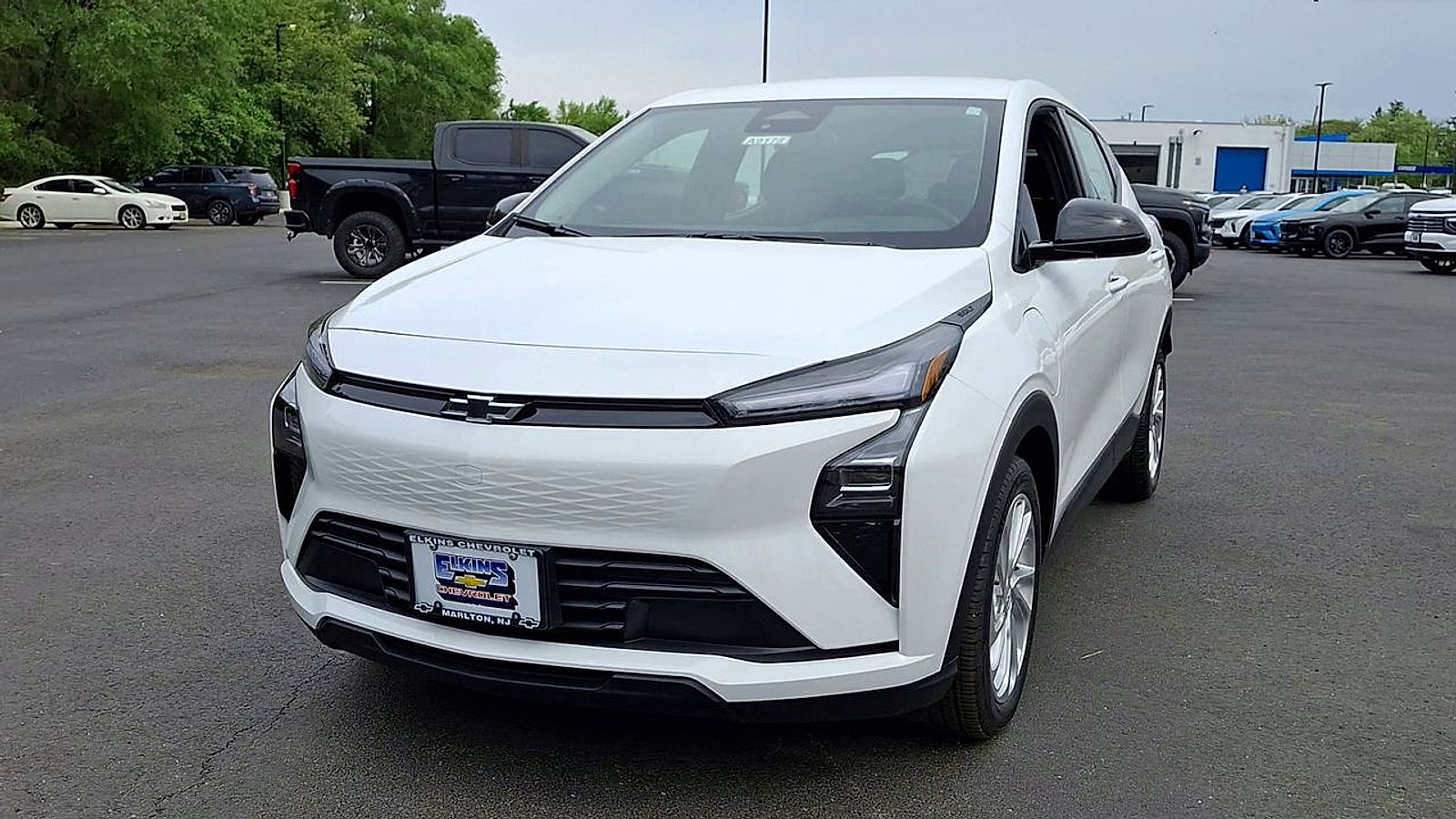 New 2027 Chevrolet Bolt LT w/ Comfort Package FWD image 6