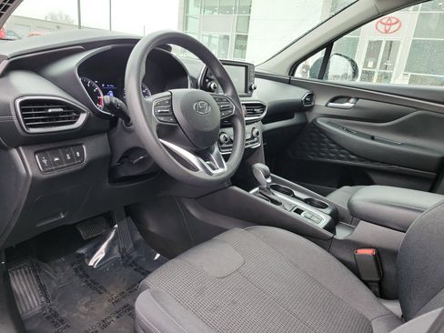 Used 2020 Hyundai Santa Fe SE image 19