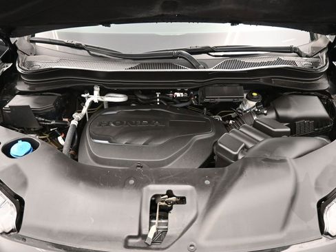 Used 2021 Honda Passport Sport image 15