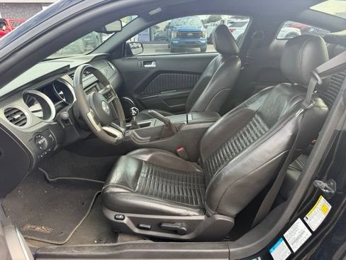 Used 2012 Ford Mustang Shelby GT500 w/ SVT Performance Pkg RWD image 14