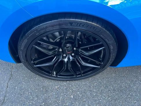 Used 2023 Chevrolet Corvette Z06 w/ Stealth Interior Trim Package RWD image 15