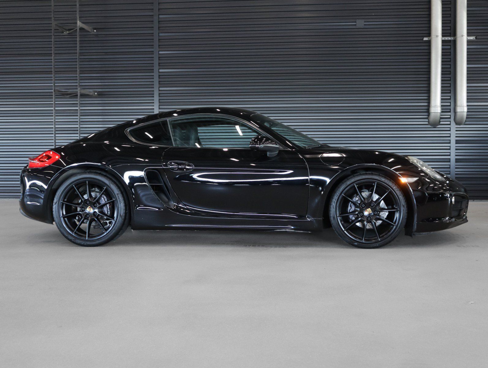 Certified 2016 Porsche Cayman RWD image 10