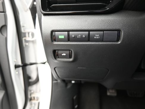 Used 2023 Nissan Sentra SV image 32