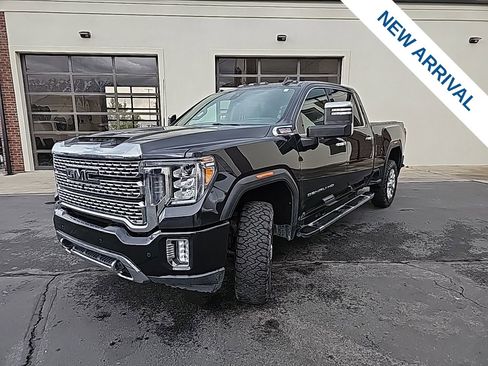 Used 2020 GMC Sierra 2500 Denali w/ Denali Ultimate Package image 3