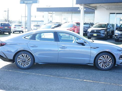 New 2026 Hyundai Sonata Limited image 4