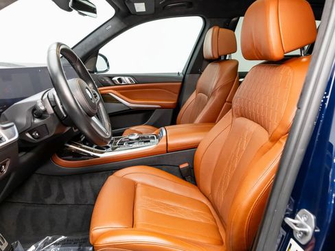 Used 2023 BMW X7 xDrive40i w/ Executive Package image 11