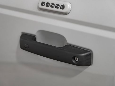 Used 2022 Ford Bronco Black Diamond image 39