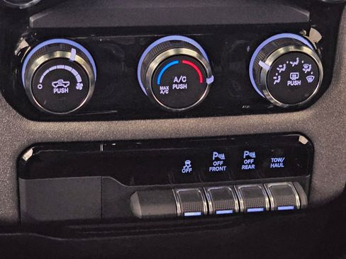 Used 2025 RAM 1500 Tradesman image 20