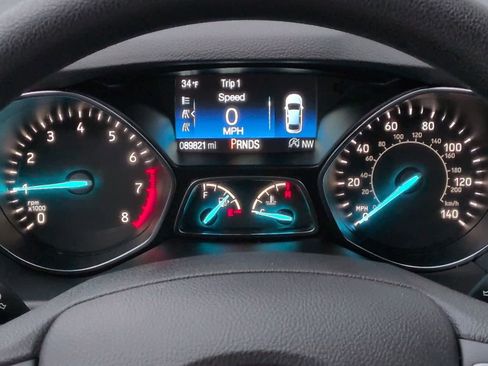 Used 2018 Ford Escape SE image 33