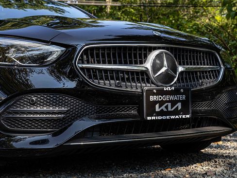 Used 2025 Mercedes-Benz C 300 4MATIC Sedan image 27