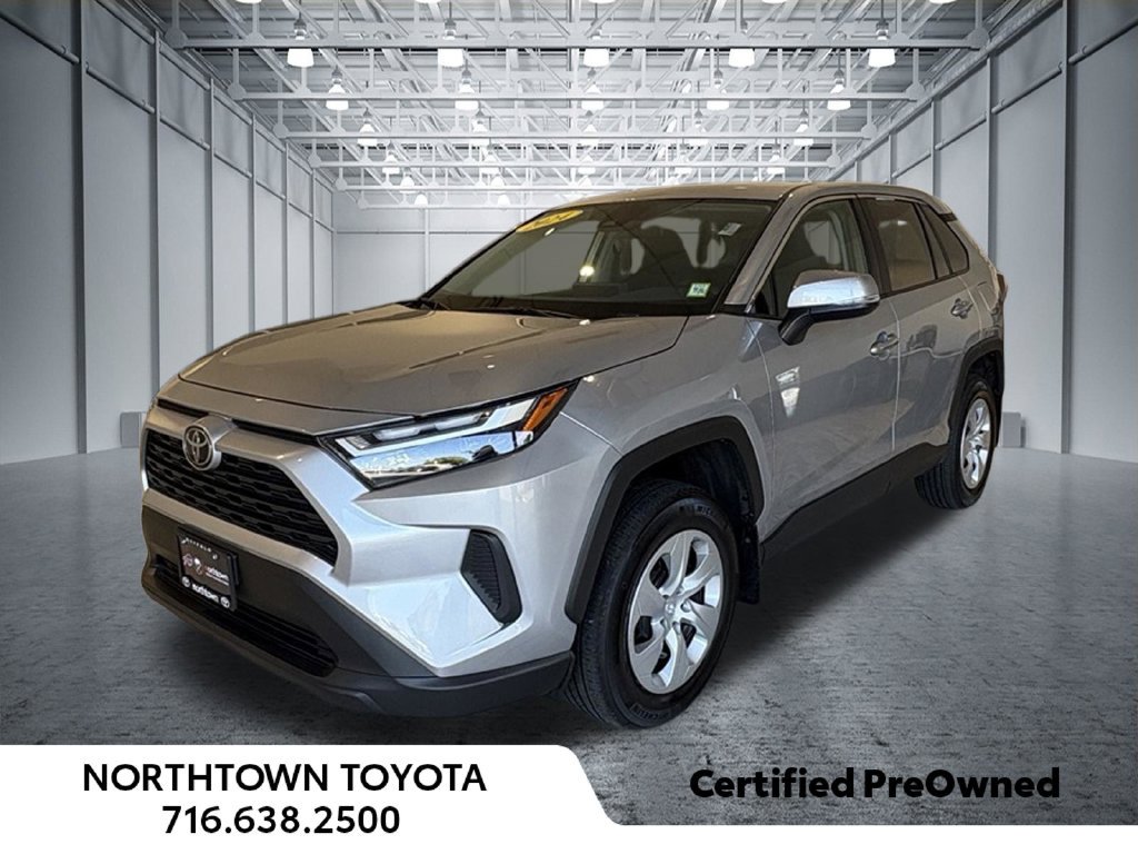 Used 2024 Toyota RAV4 LE AWD/4WD image 6