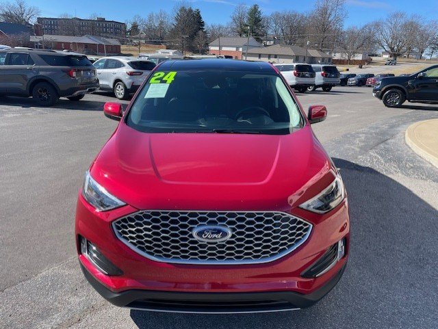 Used 2024 Ford Edge SEL w/ Convenience Package AWD/4WD image 3