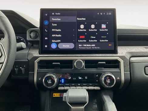 Used 2025 Toyota Tacoma Limited image 13