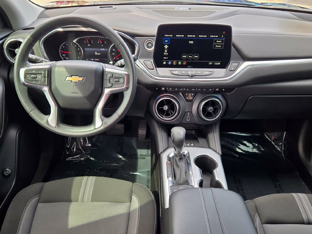 Used 2024 Chevrolet Blazer LT w/ Convenience Package FWD image 28