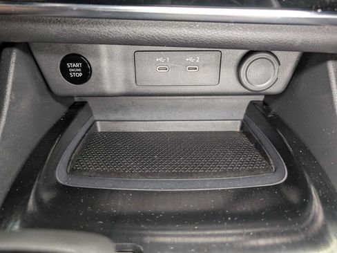 Used 2024 Nissan Rogue S AWD/4WD image 29
