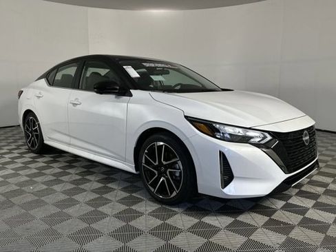 New 2025 Nissan Sentra SR image 21