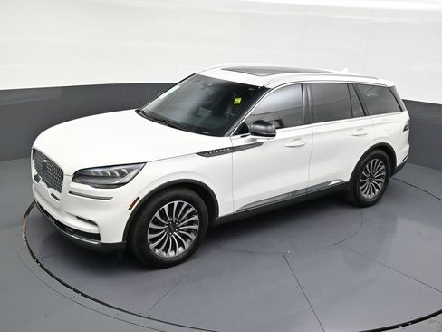 Used 2022 Lincoln Aviator Reserve w/ Elements Package Plus image 13