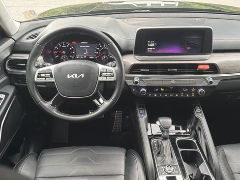 Used 2022 Kia Telluride SX w/ SX Prestige Package AWD/4WD image 28