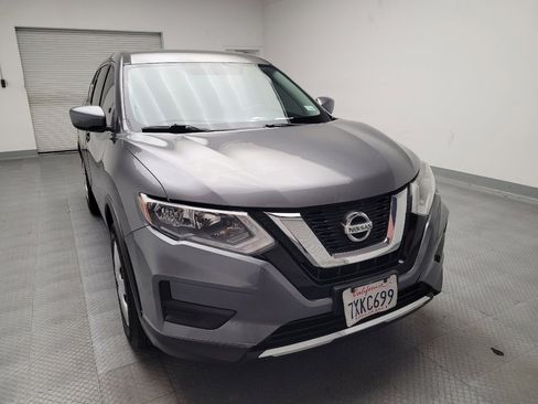 Used 2017 Nissan Rogue S image 14