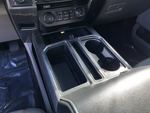 Used 2015 Ford F150 XLT w/ Equipment Group 302A Luxury image 32