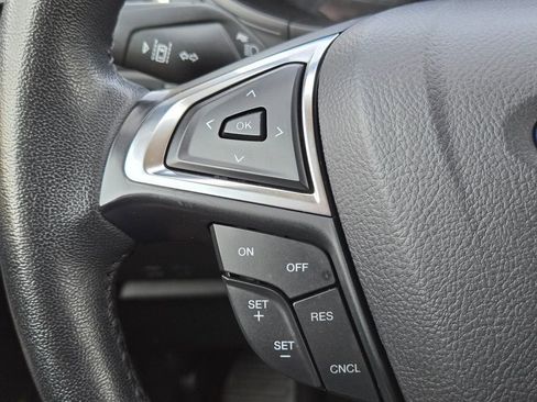 Used 2024 Ford Edge SEL AWD/4WD image 23