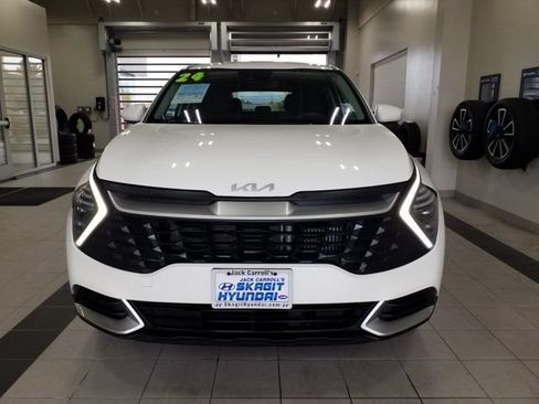 Used 2024 Kia Sportage LX AWD/4WD image 18