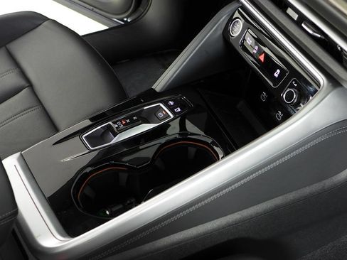 Used 2025 Audi Q5 Premium w/ Convenience Package AWD/4WD image 15