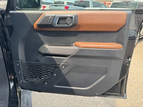 Used 2022 Ford Bronco Outer Banks AWD/4WD image 32