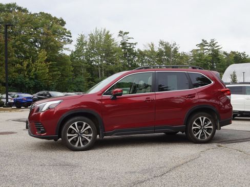 Used 2022 Subaru Forester Limited AWD/4WD image 8