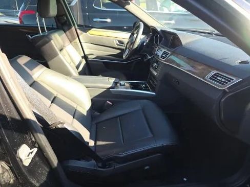 Used 2014 Mercedes-Benz E 350 4MATIC Sedan w/ Premium 1 Package image 11