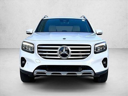 Used 2025 Mercedes-Benz GLB 250 GLB 250 image 3
