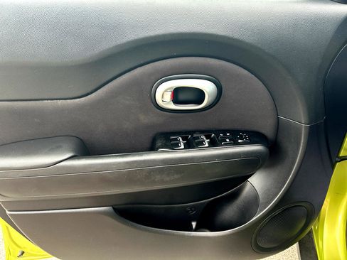 Used 2019 Kia Soul image 8
