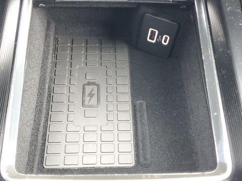 New 2026 Lincoln Corsair Premiere image 23