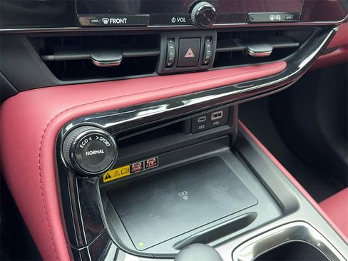 Used 2025 Lexus NX 350 AWD w/ Accessory Package (K3) image 27