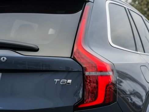 New 2026 Volvo XC90 T8 Plus image 7